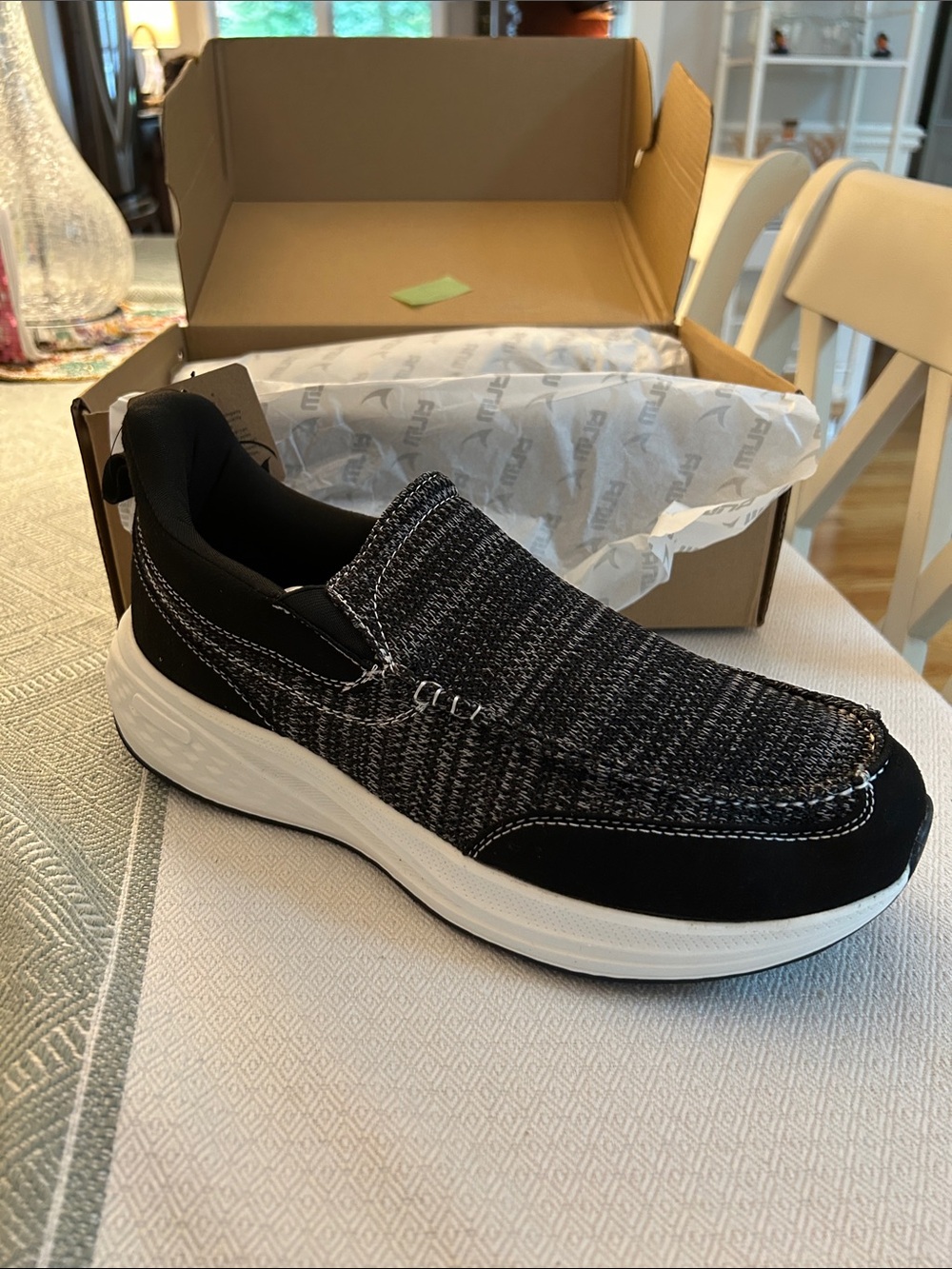 Women's Slip-On Knit Sneakers in Black and White